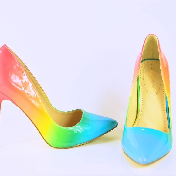 High Heels - Picture 3 of 8